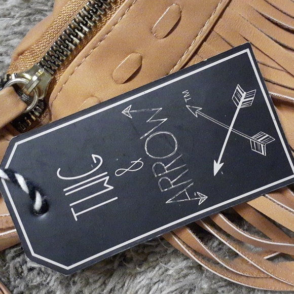 brand new fringe sling bag ( fanny pack ) I have one and I use as sling bag. - Picture 4 of 6